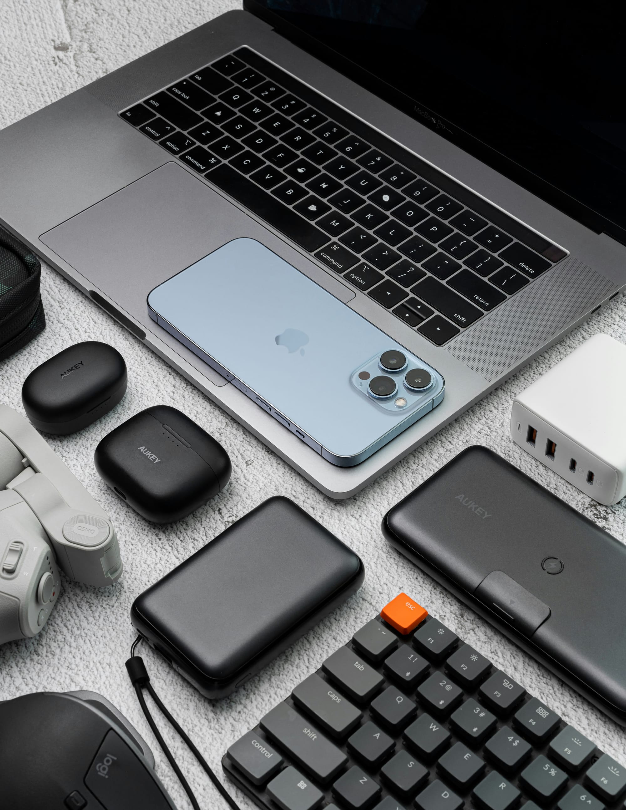 Electronics & Gadgets
